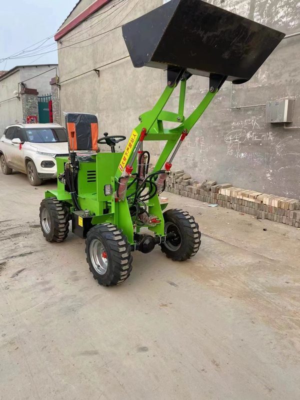 Máy xúc lật mini 200