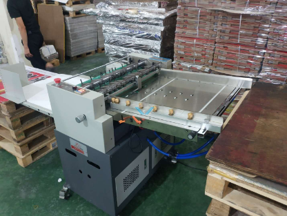 Máy Rọc Đề Can Tự Động HY-62