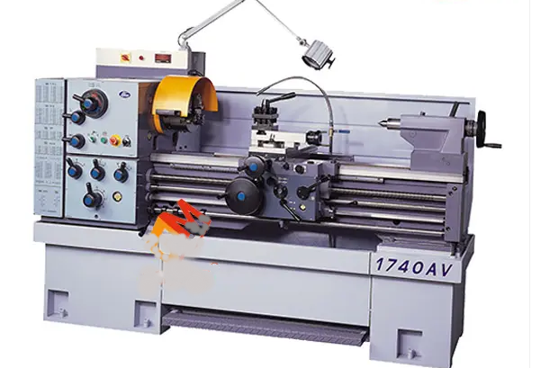 Máy tiện Gosan 1760A