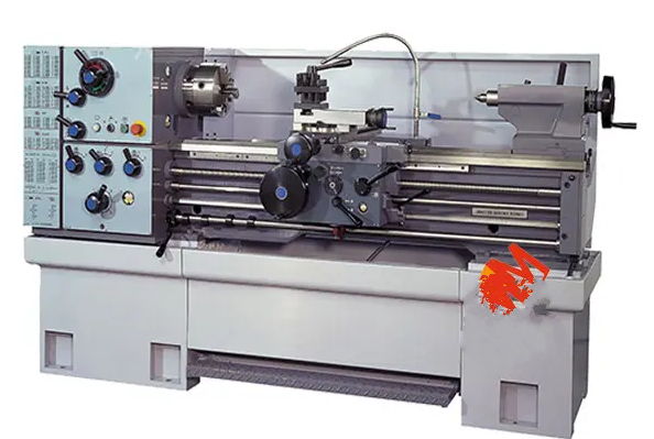 Máy tiện Gosan 1560A