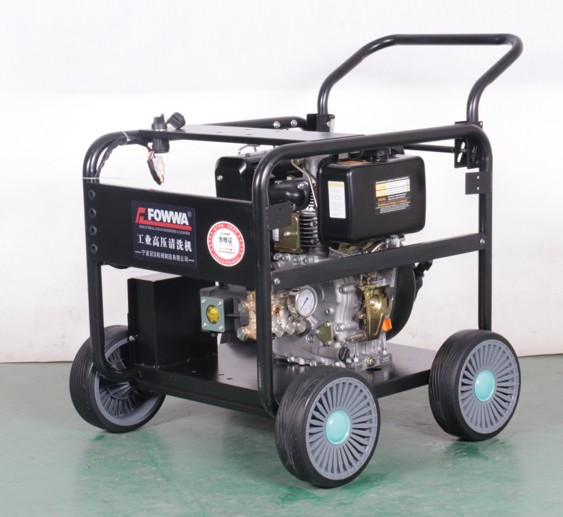 Máy làm sạch động cơ diesel 300BAR FOWWA C1530