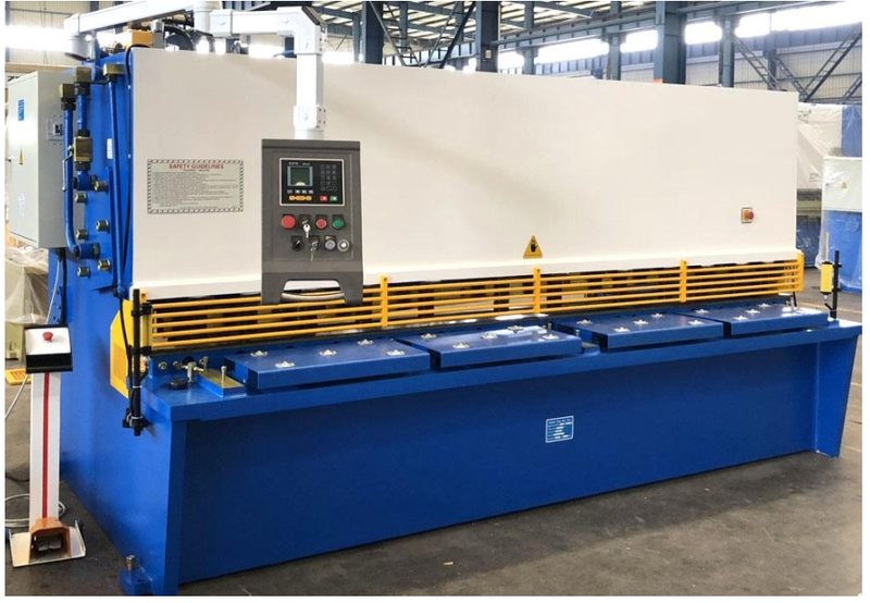 Máy cắt tôn thủy lực Trung Quốc SBTCNC-1632