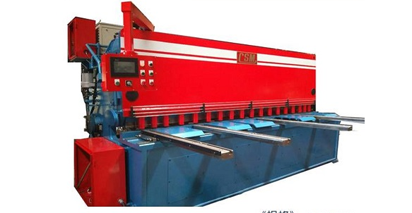Máy cắt tôn thủy lực CNC dạng cột CHS 3013