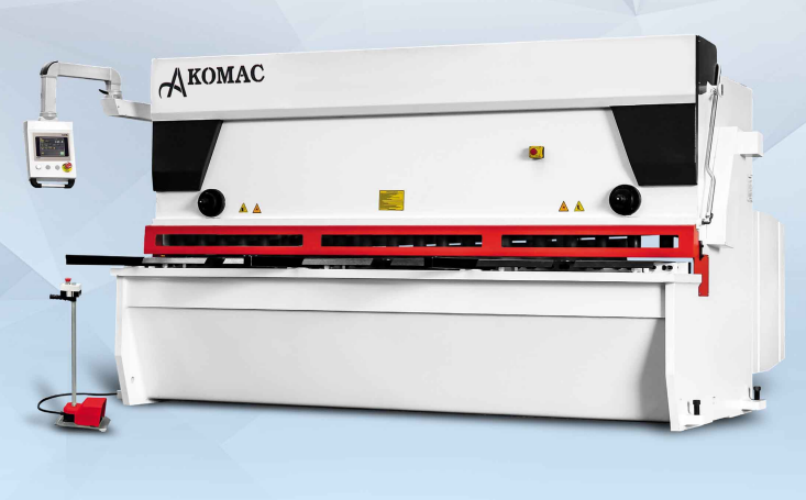 Máy cắt tôn thủy lực CNC AKOCUT C- Series 3025