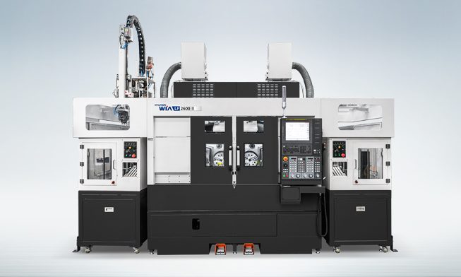 Trung tâm tiện CNC Hyundai LF2200II