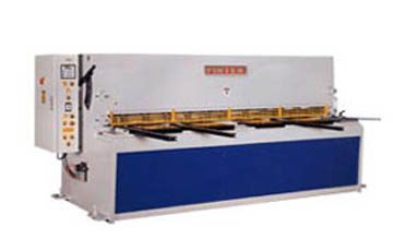 Máy cắt tôn thủy lực Fintek H-1365