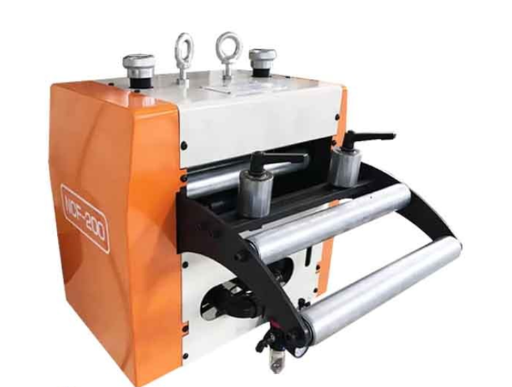 Máy nạp phôi tự động NC-200