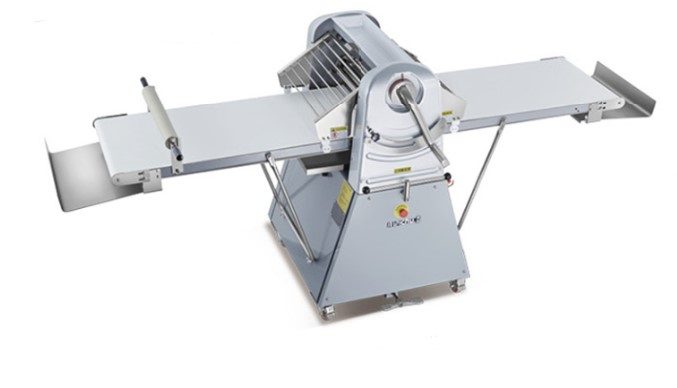 Máy cán bột dạng có chân Meichu MC-520E