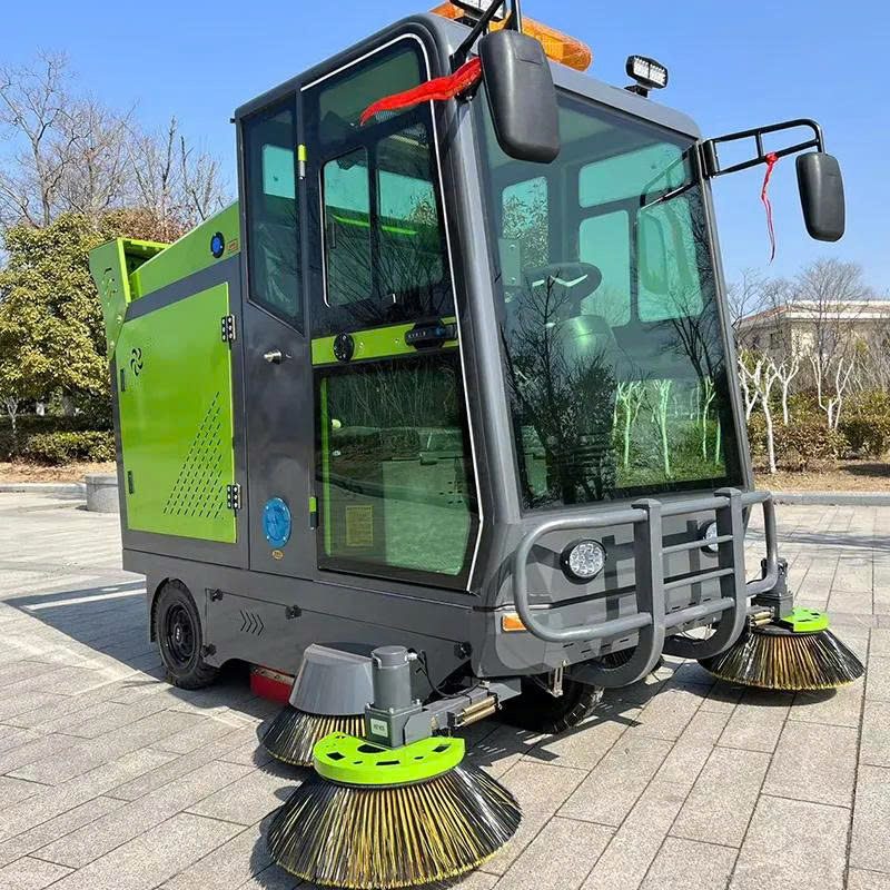 Xe quét rác ngồi lái 22C