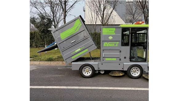 Xe quét đường hút bụi ngồi lái SHUNREN YX-5C