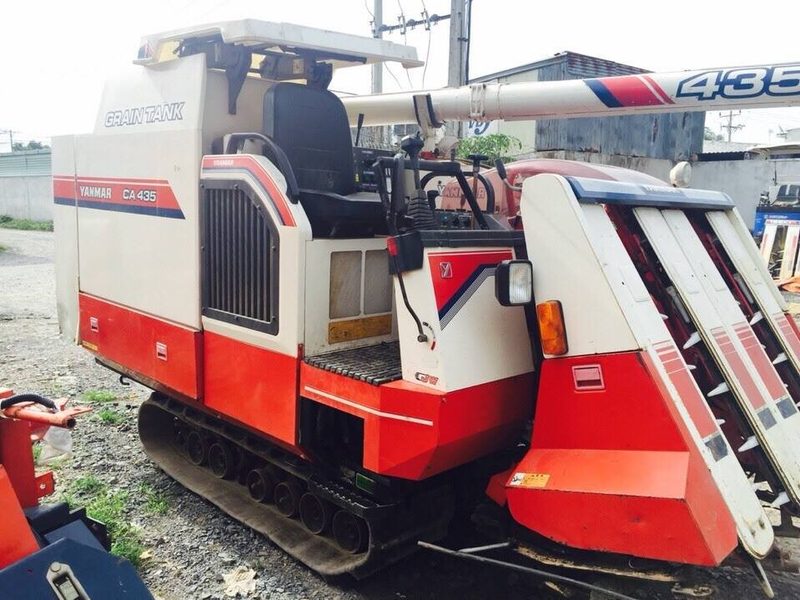 Máy gặt đập liên hợp Yanmar CA435