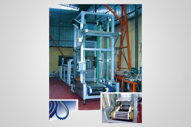 Máy nâng liên tục