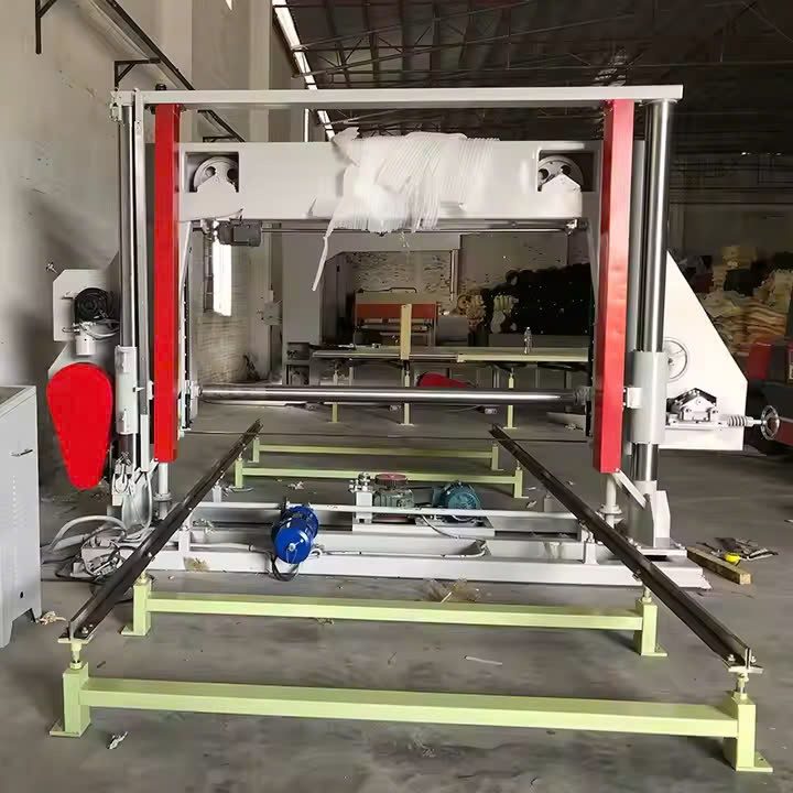 Máy cắt khối Foam tấm