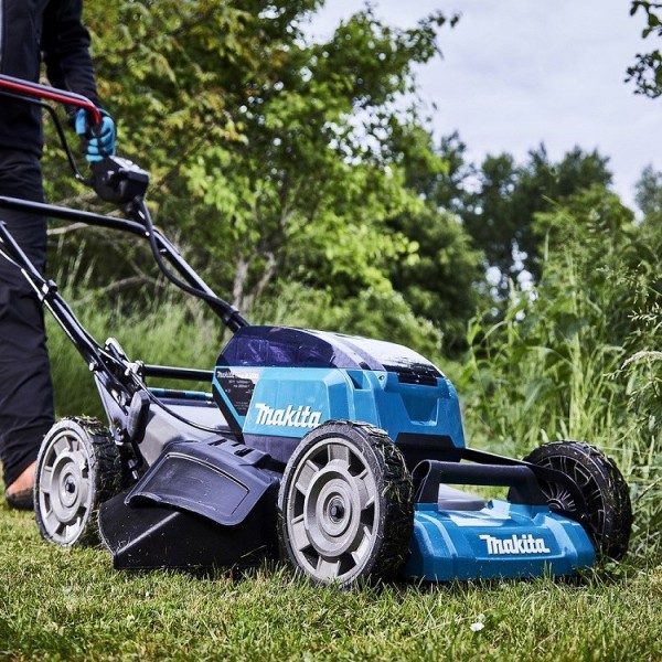 Máy cắt cỏ đẩy tay MAKITA - DLM532Z